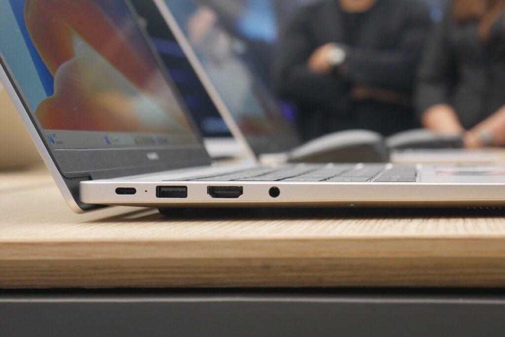 MateBook D14