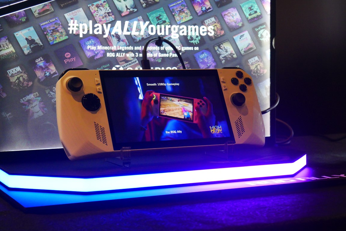 ROG Ally memiliki bobot yang ringan