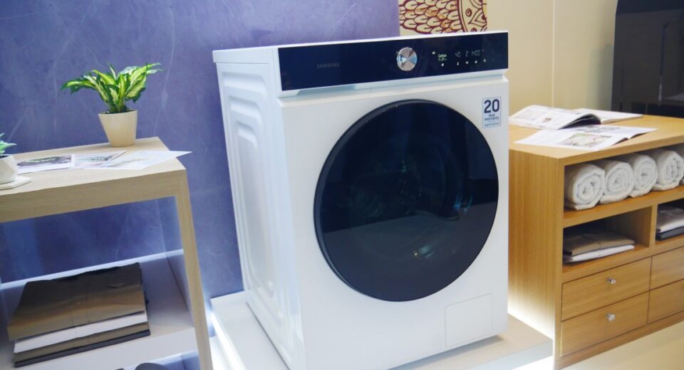 Samsung BESPOKE AI Washer Dryer Combo