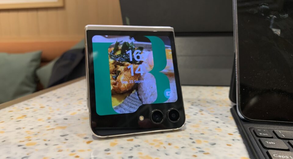 Samsung Galaxy Z Flip5