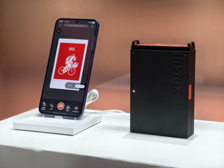 instax mini Evo Cinema dan mini Link+ Resmi Meluncur di Indonesia ...