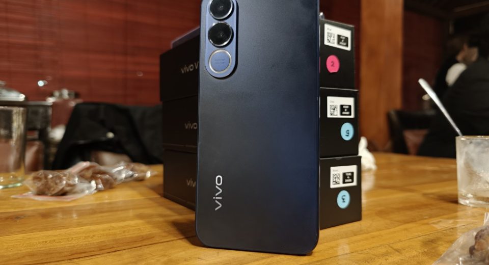 vivo V70 FE
