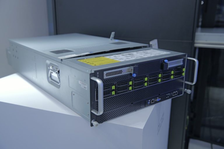 ACER Altos