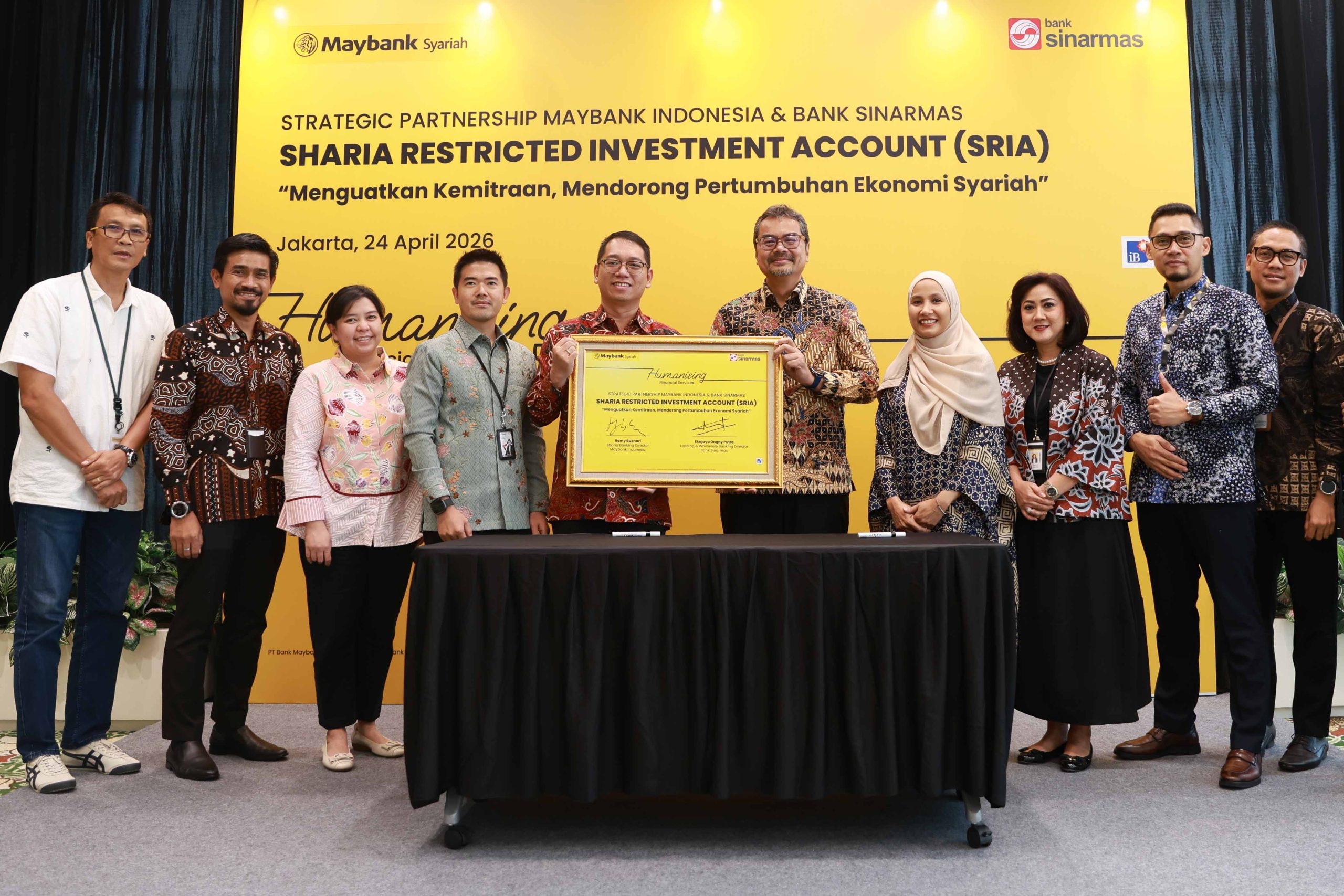 SRIA Maybank Indonesia & Bank Sinarmas