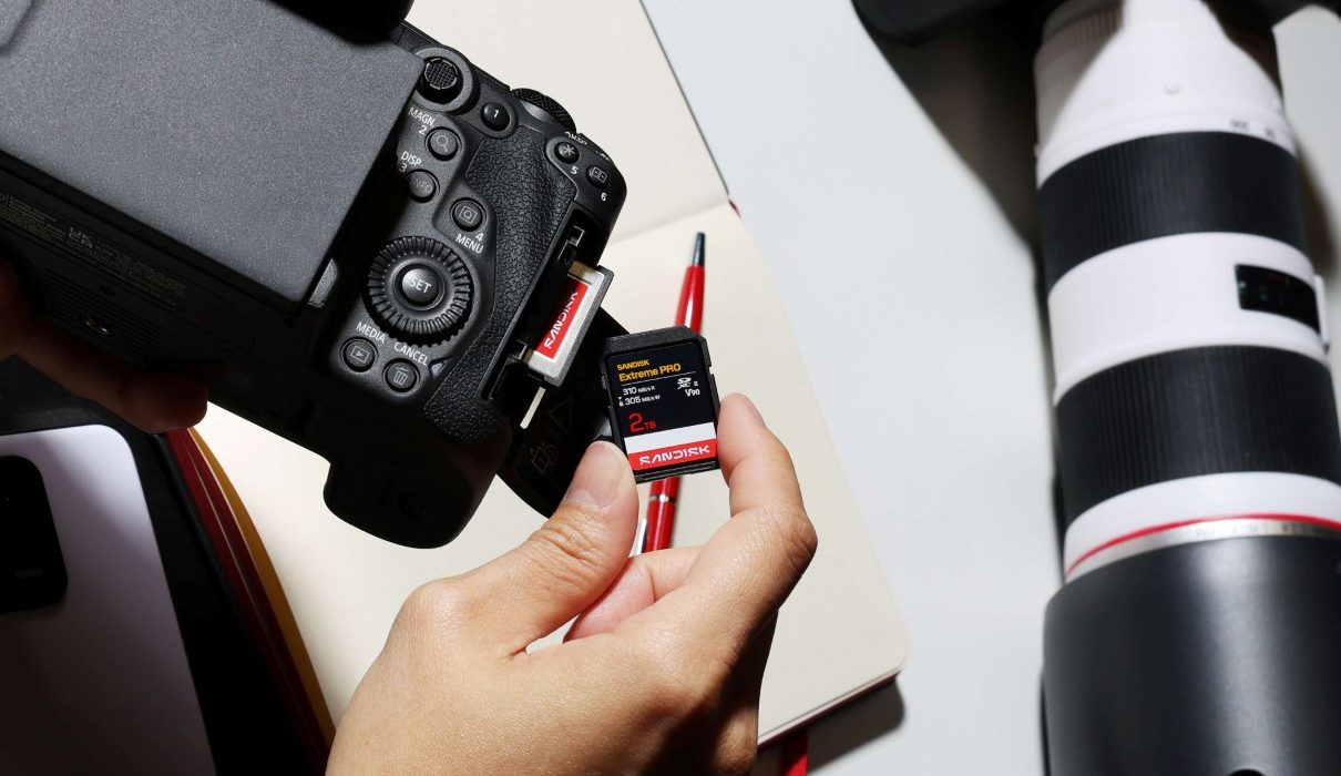 SANDISK Extreme PRO SDXC UHS-II V90 Card 8K