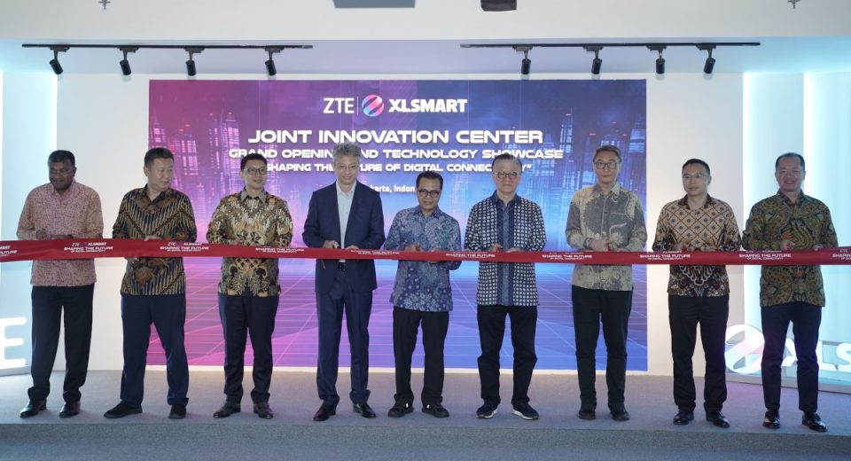 ZTE XLSMART Innovation Center