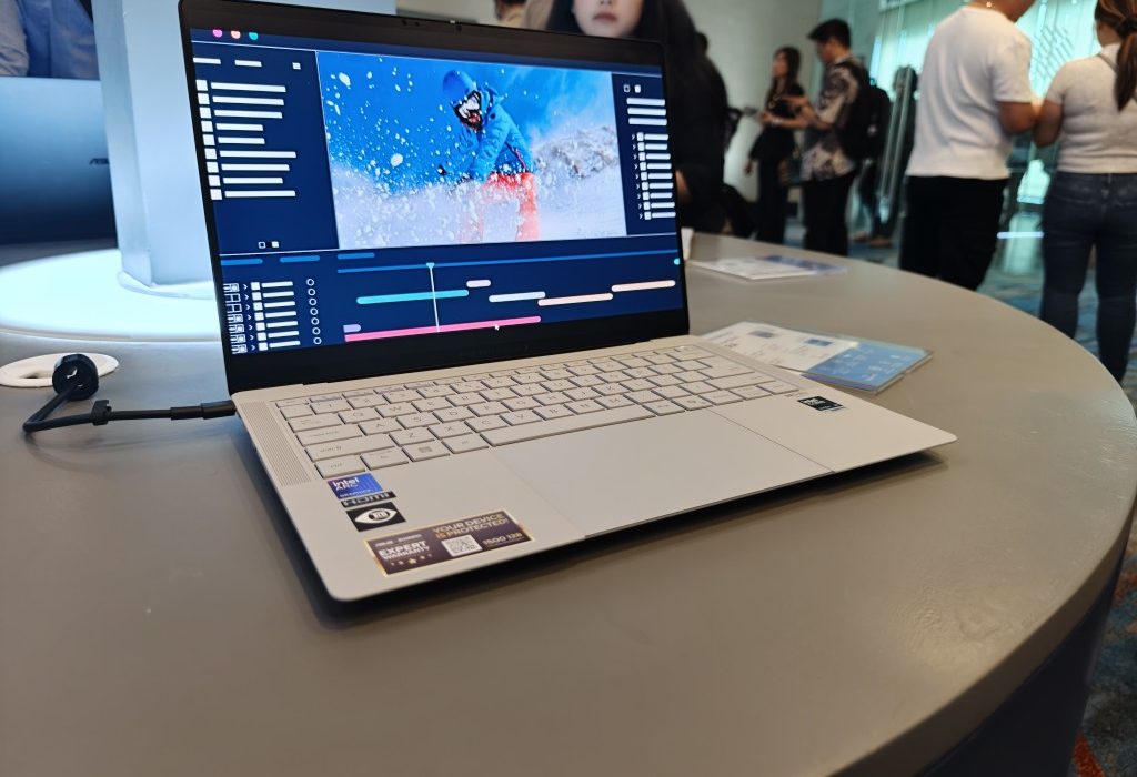 ASUS ExpertBook Ultra