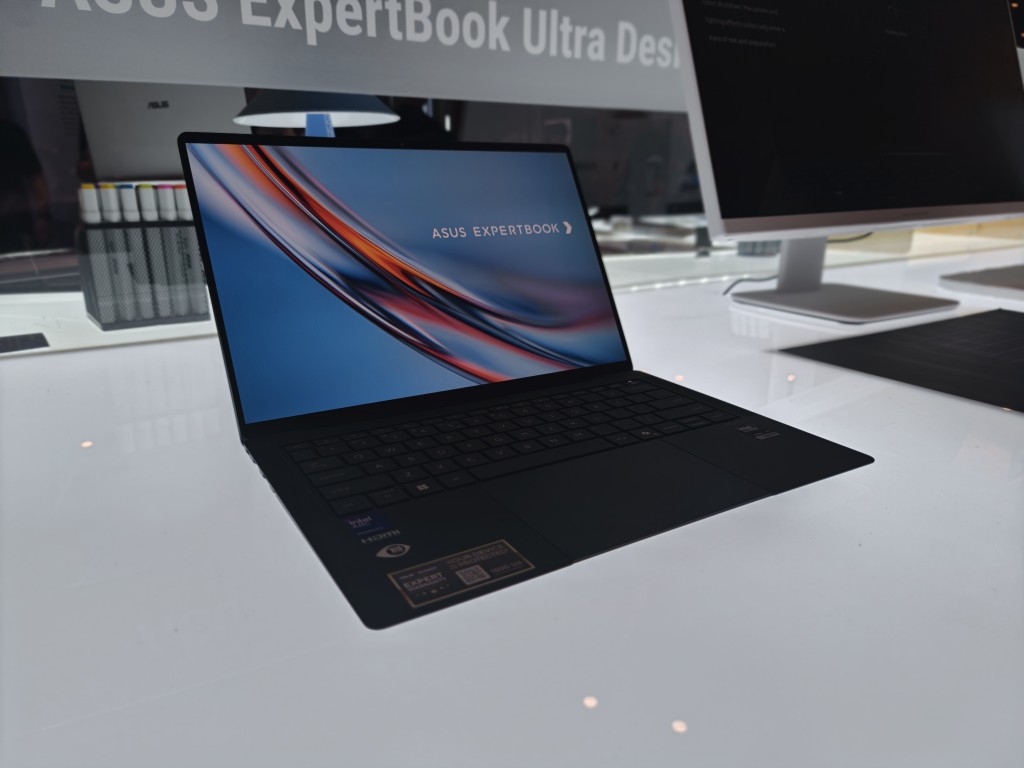 ASUS ExpertBook Ultra