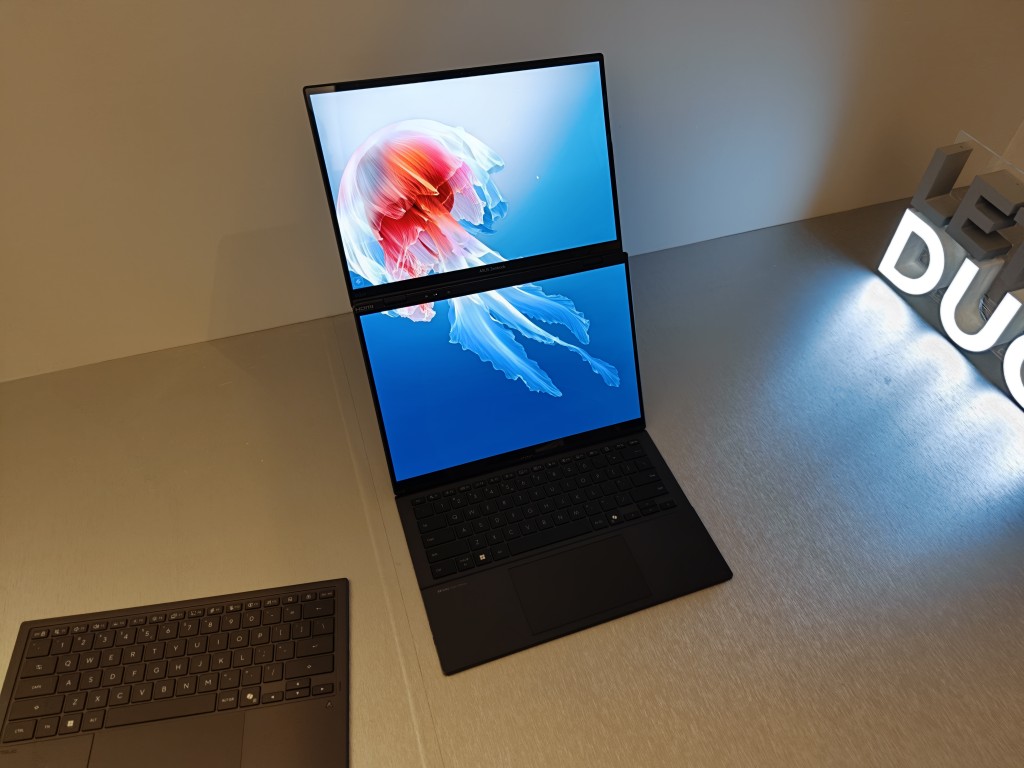 ASUS Zenbook DUO (2026) (UX8407AA)