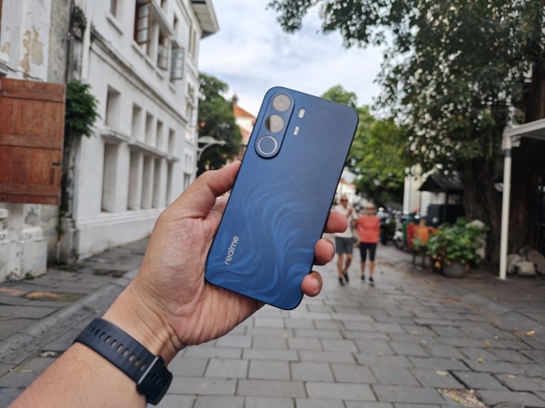 realme C100x