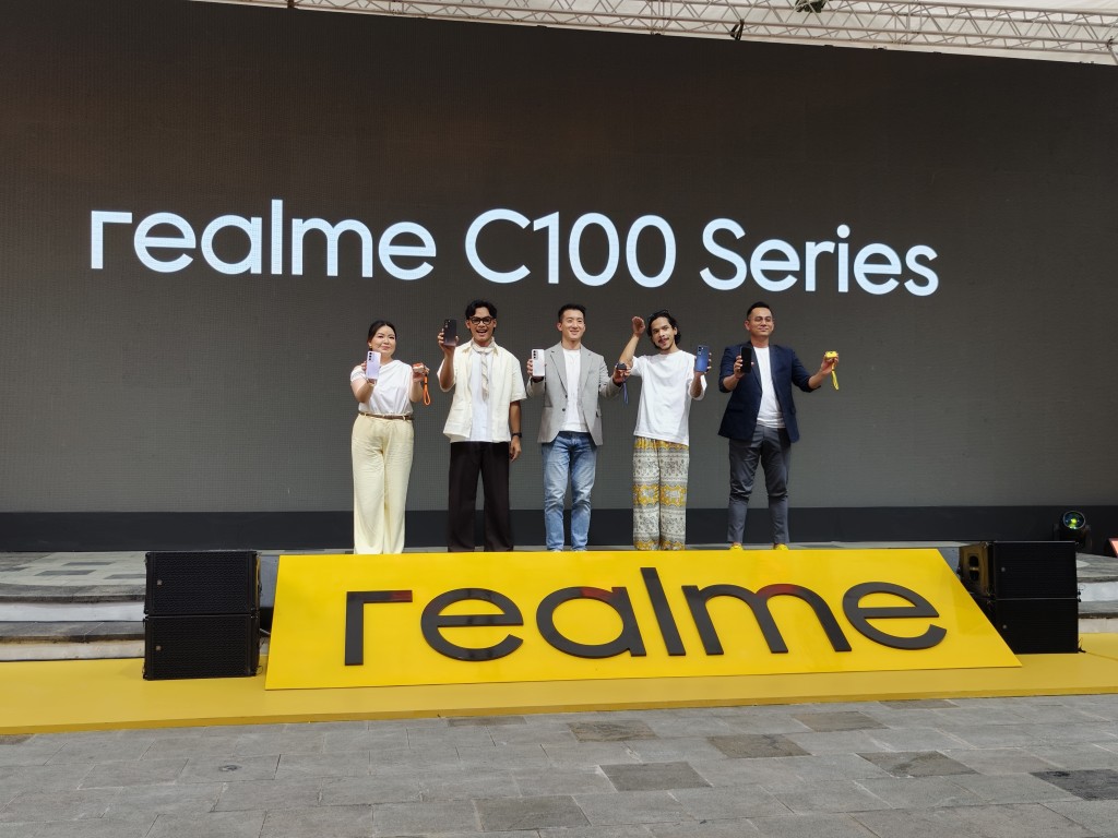 Harga realme C100